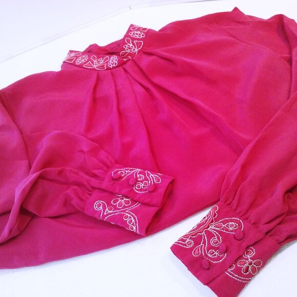 Vintage 80s Gailord High-Neck Pleated Blouse Top (8) Embroidered Metallic Cuffs - Picture 6 of 10